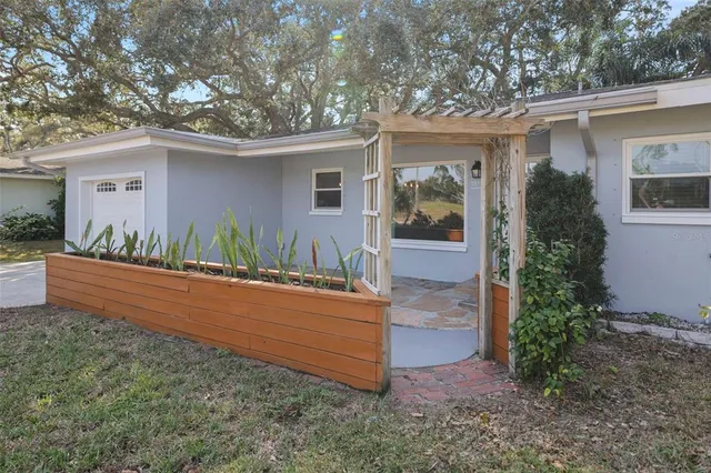 $875,000 | 951 Greenway Avenue, Dunedin, FL 34698