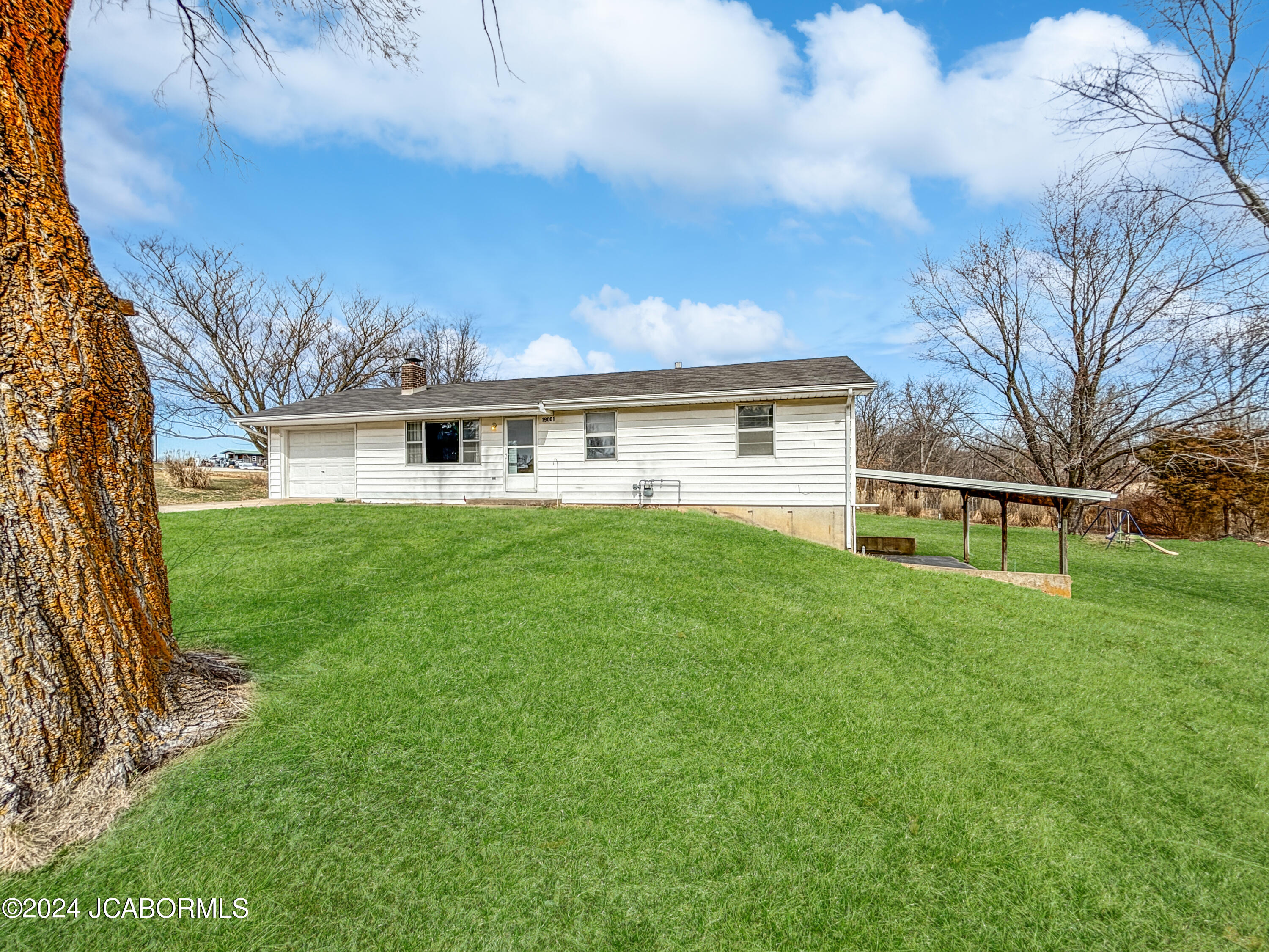 19001 Old Rte A Hartsburg, MO 65039 - Photo 1 of 1