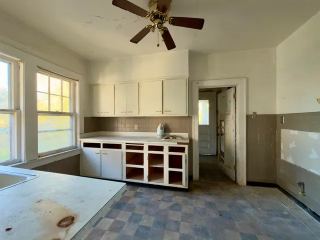 $85,000 | 2228-2230 10th Street, Rockford, IL 61104