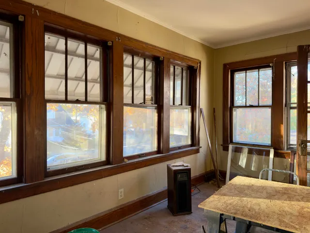 $85,000 | 2228-2230 10th Street, Rockford, IL 61104