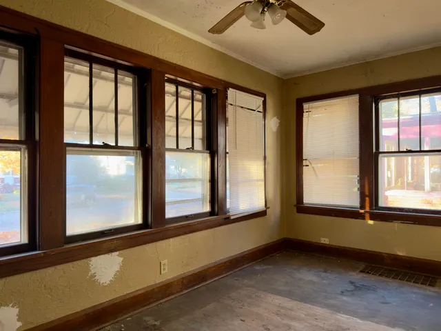 $85,000 | 2228-2230 10th Street, Rockford, IL 61104