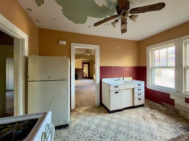 $85,000 | 2228-2230 10th Street, Rockford, IL 61104