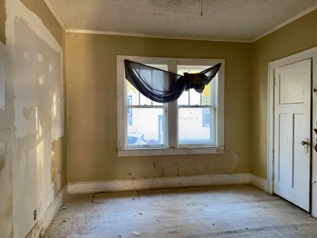 $85,000 | 2228-2230 10th Street, Rockford, IL 61104