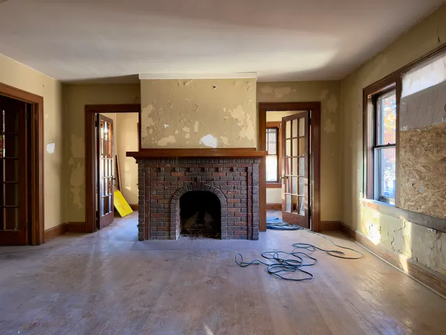 $85,000 | 2228-2230 10th Street, Rockford, IL 61104