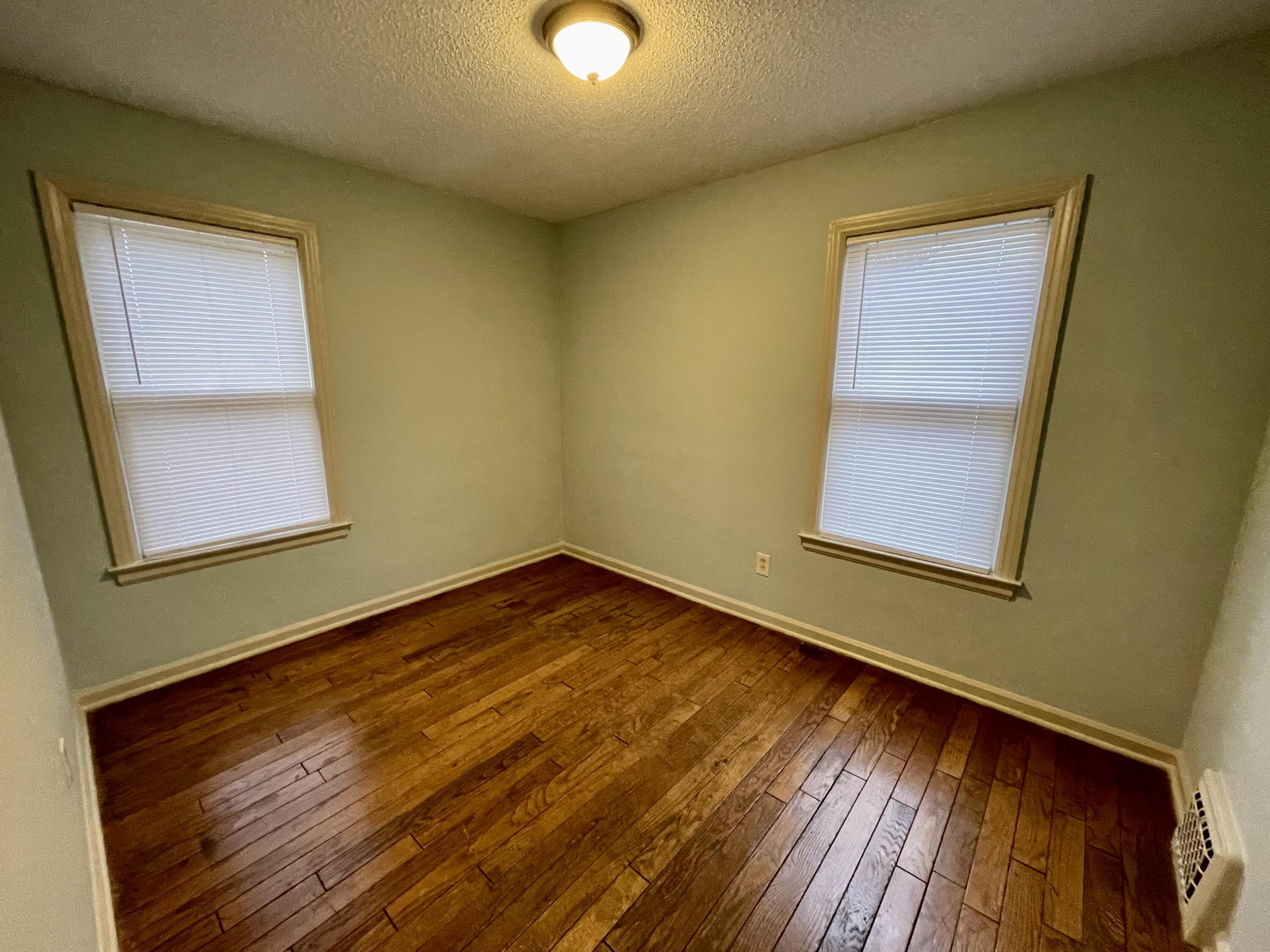 3062 Roosevelt Road Muskegon, MI 49441 - Photo 8 of 19 IMG_0676