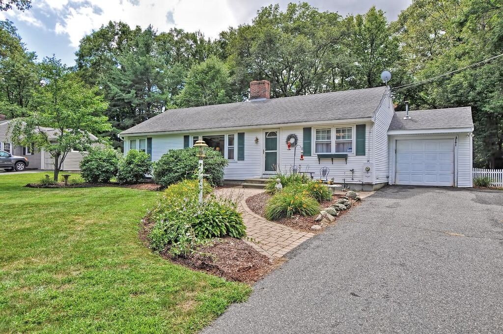 35 Woodland Road Ashland, MA 01721 - Photo 1 of 20 Gallery Image 1