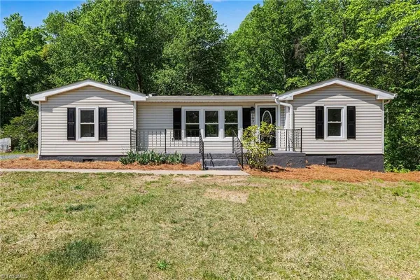 $249,900 | 183 Old Mill Drive, Summerfield, NC 27358
