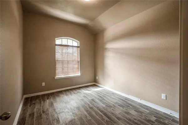 $2,250 | 3206 Granite Gate Lane, Dickinson, TX 77539