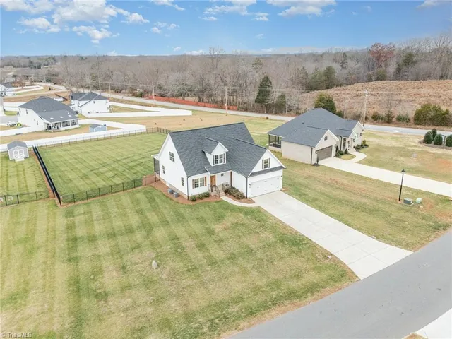 $515,000 | 8876 Belews Ridge Road, Stokesdale, NC 27357