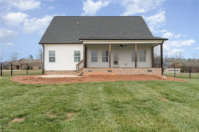 $515,000 | 8876 Belews Ridge Road, Stokesdale, NC 27357