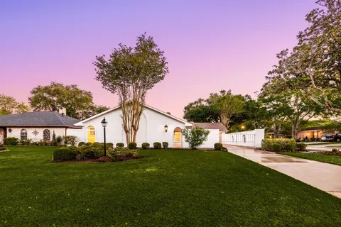 $575,000 | 3102 Rockmoor Court, Sugar Land, TX 77478