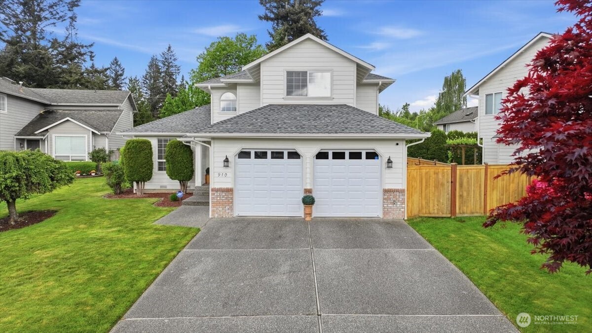 910 135th Street Southwest Everett, WA 98204 - Photo 1 of 33