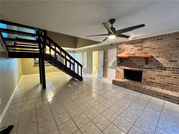 $1,400 | 5108 Westlake Drive, New Orleans, LA 70126