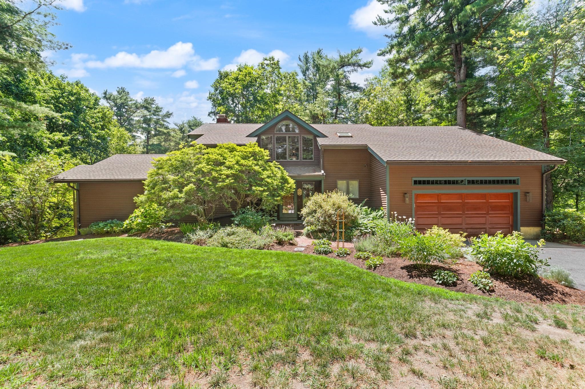 75 Boxford Road Ipswich, MA 01938 - Photo 2 of 38 Gallery Image 2