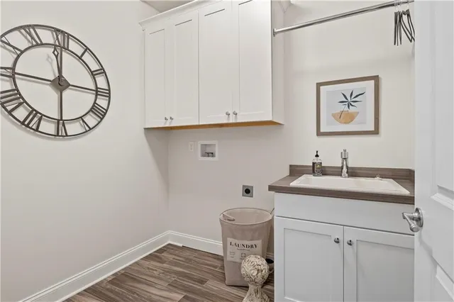 $579,900 | 61 Chase Meadow Trail, Mendon, NY 14472