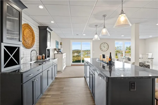 $579,900 | 61 Chase Meadow Trail, Mendon, NY 14472