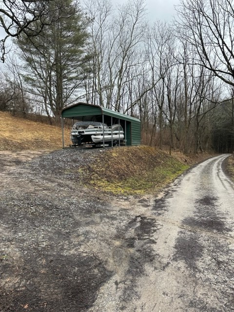 2172 Gem Stream Road Elk Creek, VA 24326 - Photo 26 of 29 Gallery Image 26