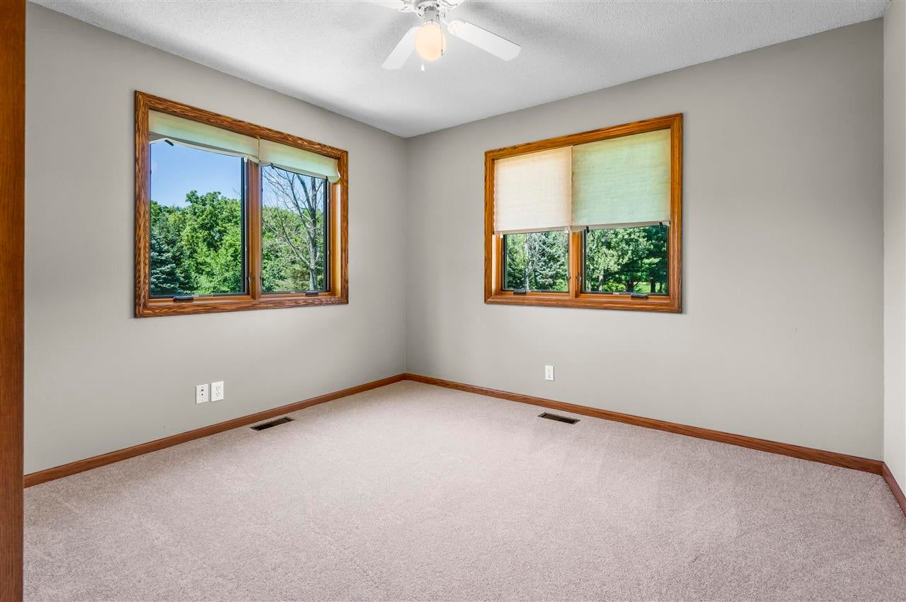 2155 Sugar Bottom Road Northeast Solon, IA 52333 - Photo 19 of 43 Gallery Image 19