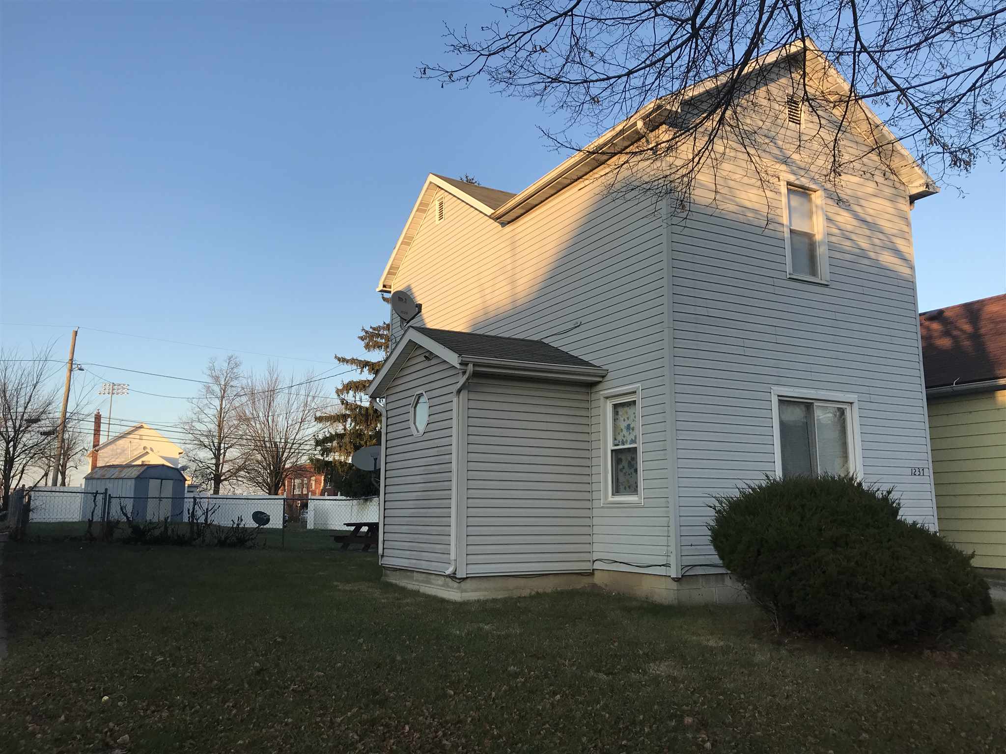 1237 Summit Street Fort Wayne, IN 46803 - Photo 1 of 2 Gallery Image 1