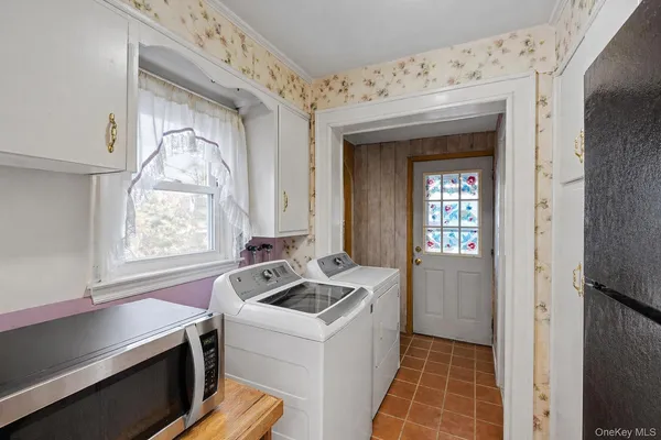 $599,999 | 708 Prospect Place, Bellmore, NY 11710