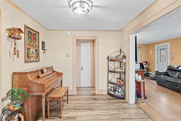 $599,999 | 708 Prospect Place, Bellmore, NY 11710