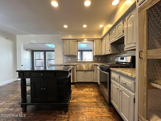 $2,200 | 7 Ash Court, Pinehurst, NC 28374