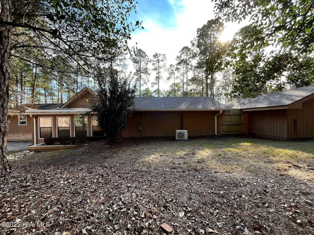 $2,200 | 7 Ash Court, Pinehurst, NC 28374