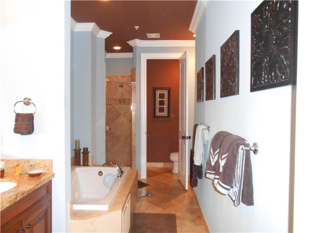 63 Via Floresta Drive, Unit 63 Boca Raton, FL 33487 - Photo 20 of 25 Bathroom Master