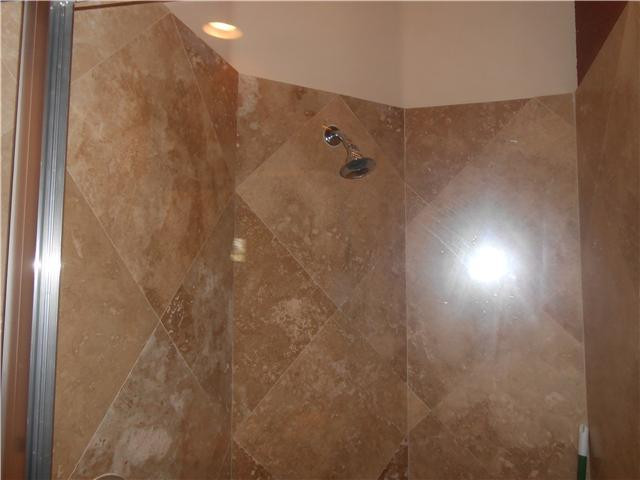 63 Via Floresta Drive, Unit 63 Boca Raton, FL 33487 - Photo 4 of 25 Bathroom