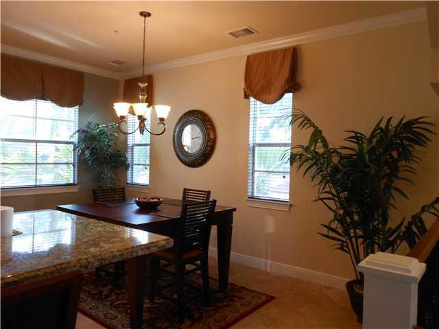 63 Via Floresta Drive, Unit 63 Boca Raton, FL 33487 - Photo 8 of 25 Dining Room