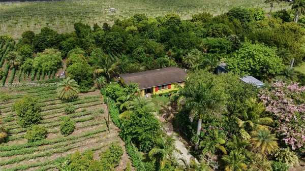$1,150,000 | 25800 Southwest 199th Avenue, Homestead, FL 33031