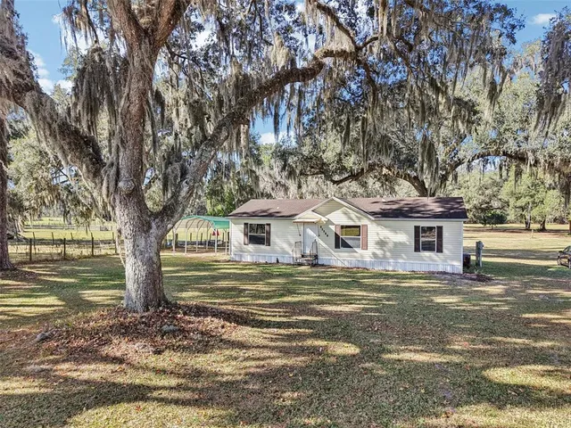 $350,000 | 16642 Southeast 58th Avenue, Summerfield, FL 34491