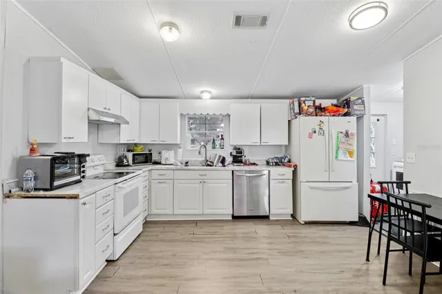 $350,000 | 16642 Southeast 58th Avenue, Summerfield, FL 34491