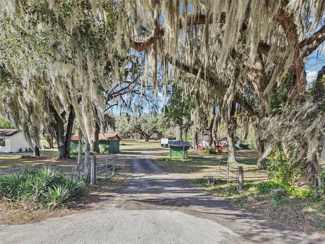 $350,000 | 16642 Southeast 58th Avenue, Summerfield, FL 34491