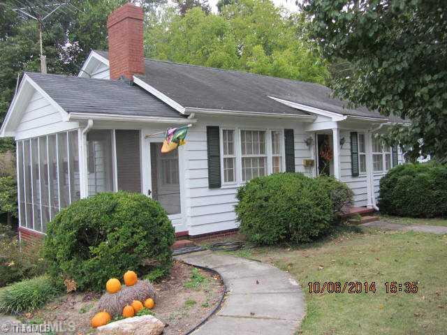 211 Country Club Road Mount Airy, NC 27030 - Photo 2 of 16 Exterior Front.