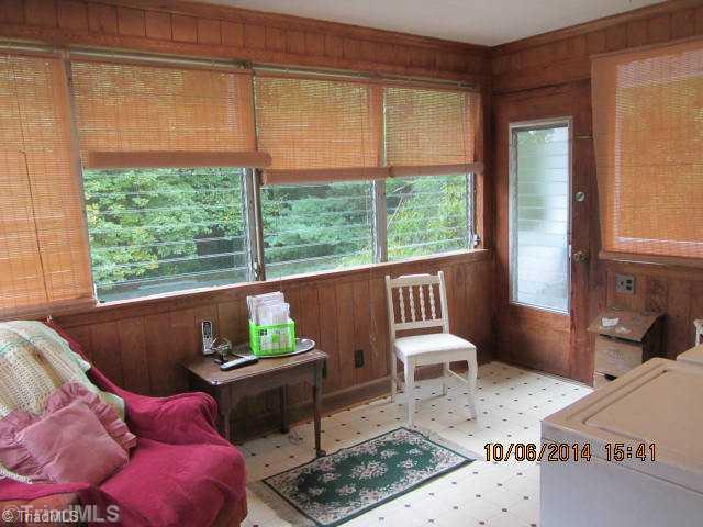 211 Country Club Road Mount Airy, NC 27030 - Photo 12 of 16 Sunroom. Washer & Dryer included