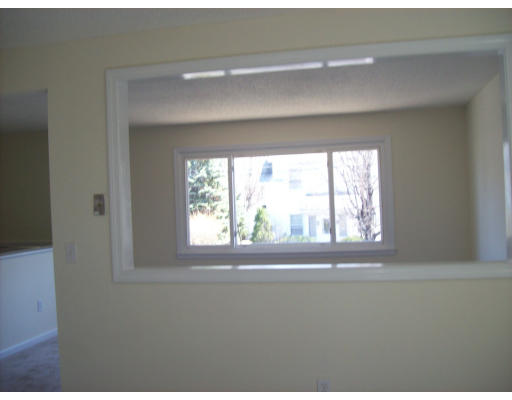 184 Lamont Street Springfield, MA 01119 - Photo 4 of 5 a view of empty room with window