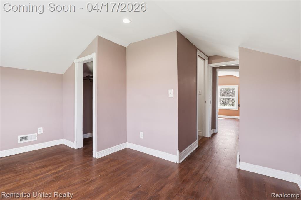8375 Denton Hill Road Fenton, MI 48430 - Photo 27 of 41 Gallery Image 27