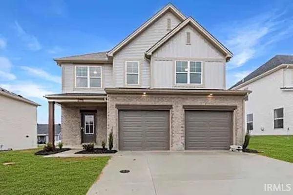 $387,800 | 2715 Hauschild Drive, Evansville, IN 47712