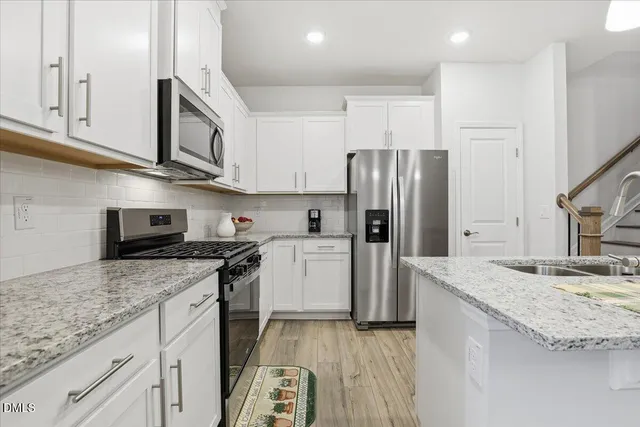 an empty room with an entryway