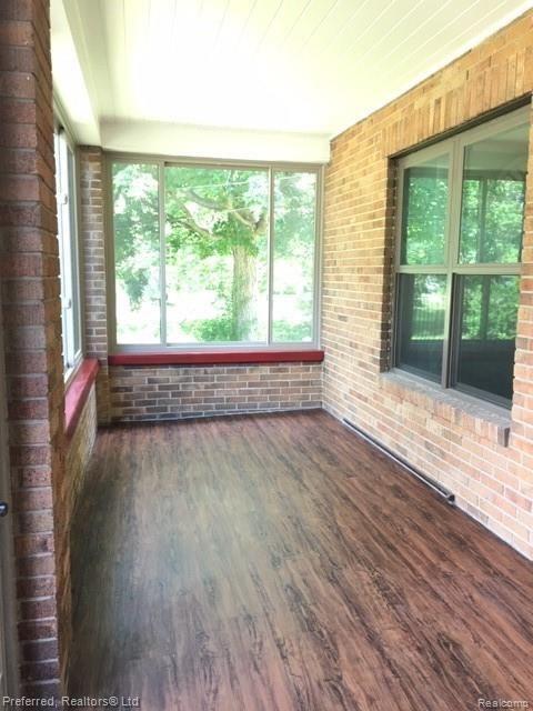 6215 Fenton Road Flint, MI 48507 - Photo 19 of 43