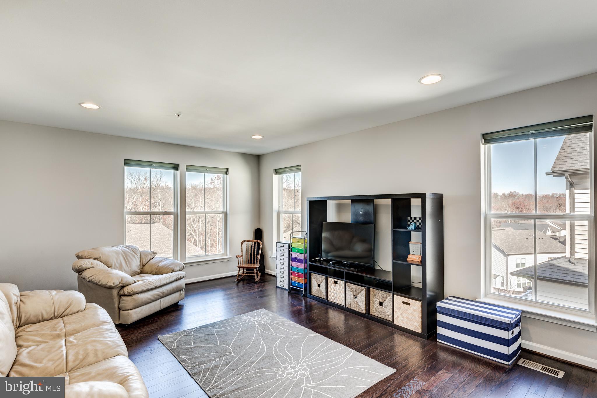 6865 East Shavano Road New Market, MD 21774 - Photo 30 of 50 Upper Level Loft