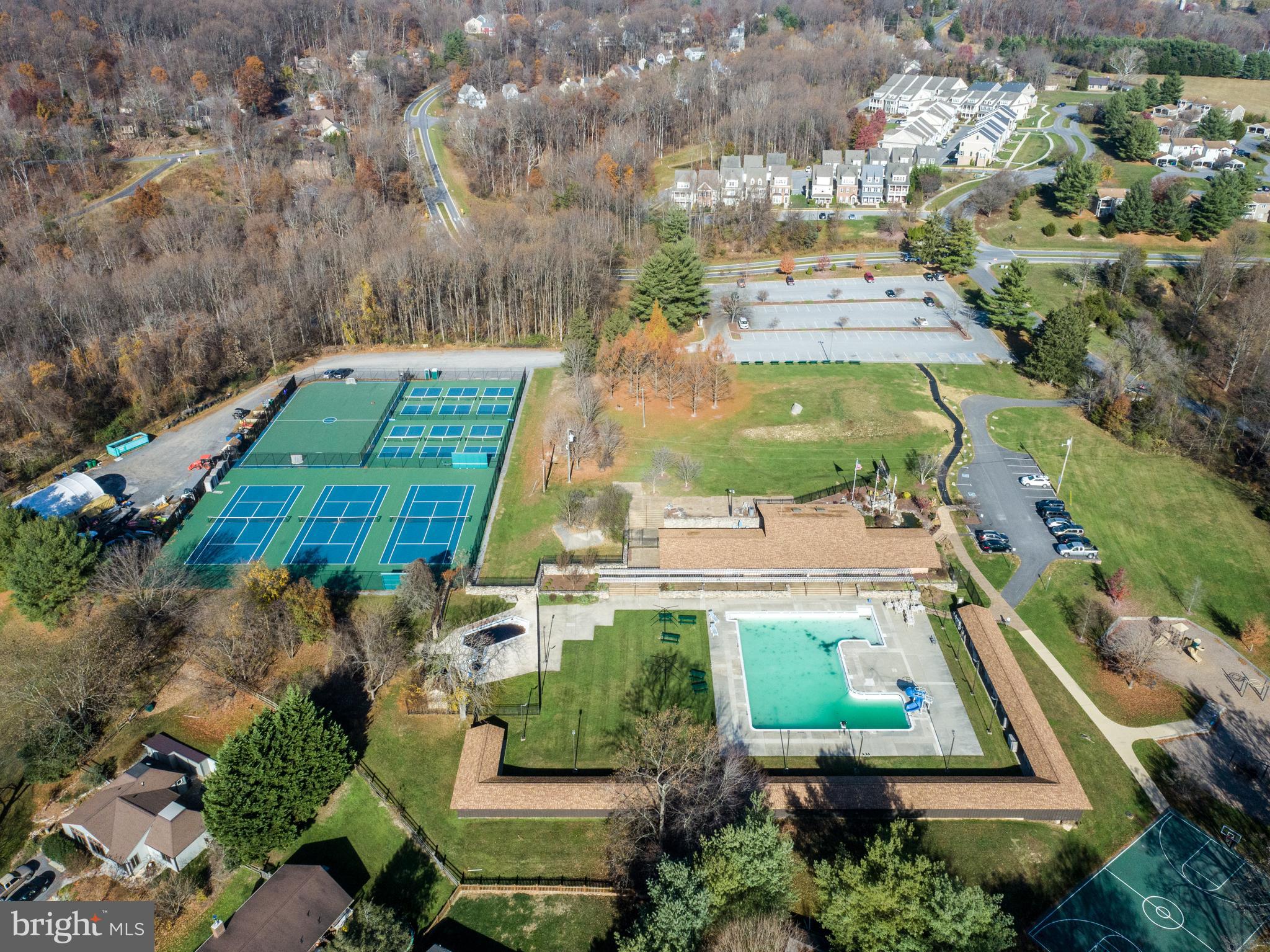 6865 East Shavano Road New Market, MD 21774 - Photo 43 of 50 Pool/Tennis/Soccer