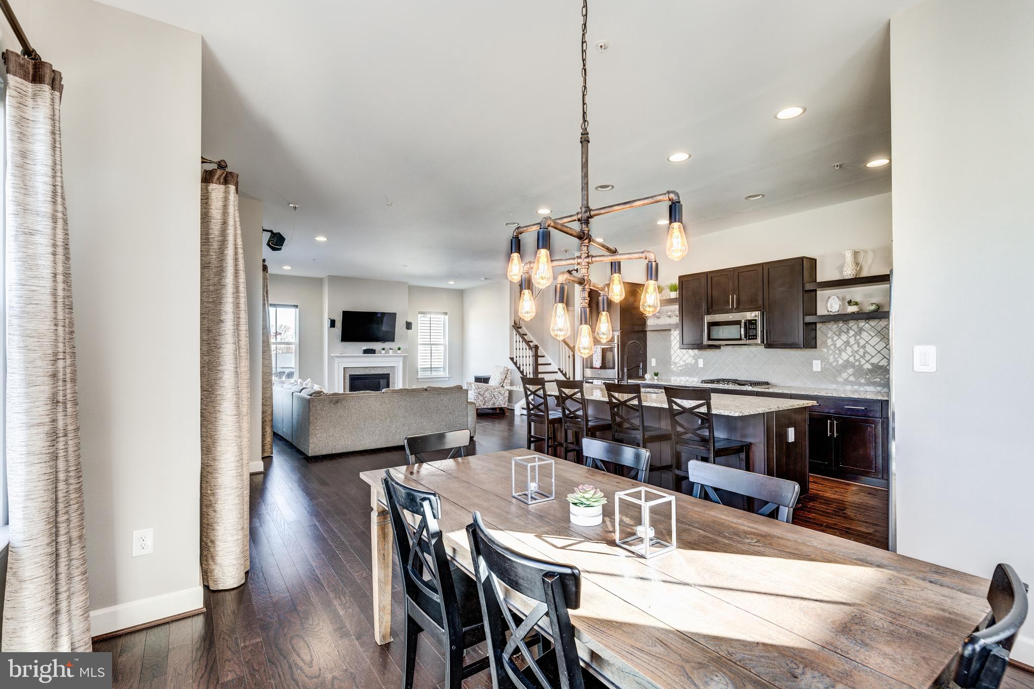 6865 East Shavano Road New Market, MD 21774 - Photo 8 of 50 Dining/Kitchen/Family Room