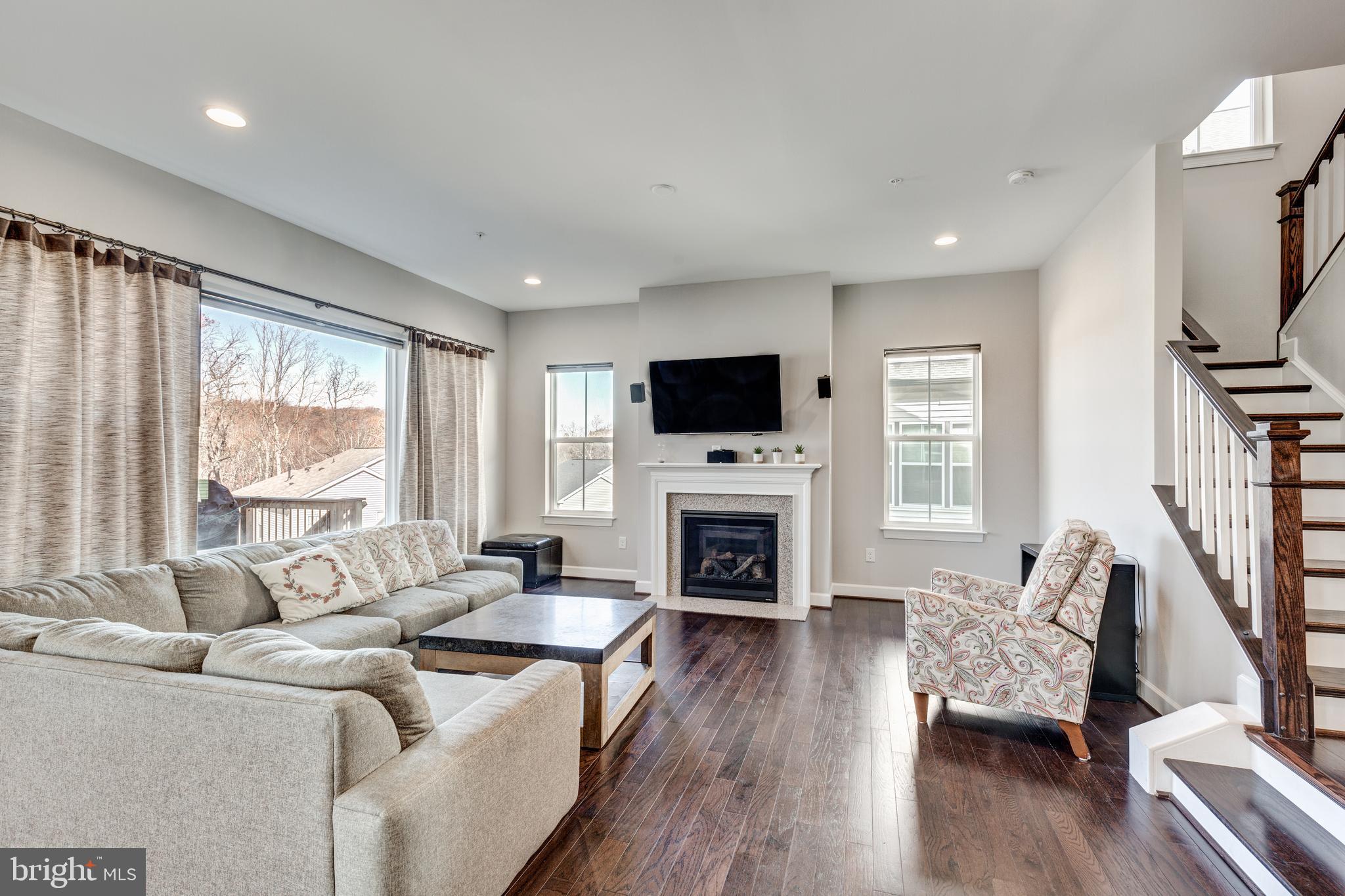6865 East Shavano Road New Market, MD 21774 - Photo 9 of 50 Family Room