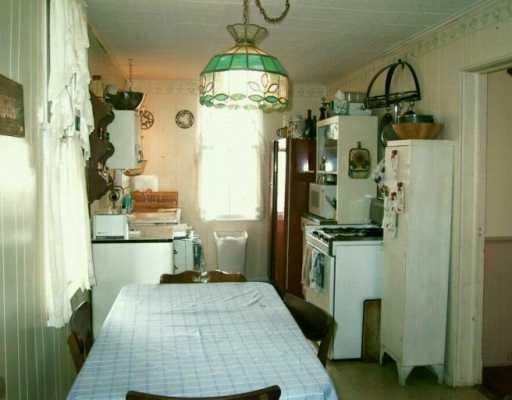 232 Old Plank Road Butler, PA 16002 - Photo 3 of 6 Kitchen.