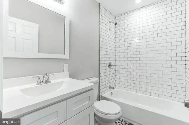 $290,000 | 5816 Pine Street, Philadelphia, PA 19143