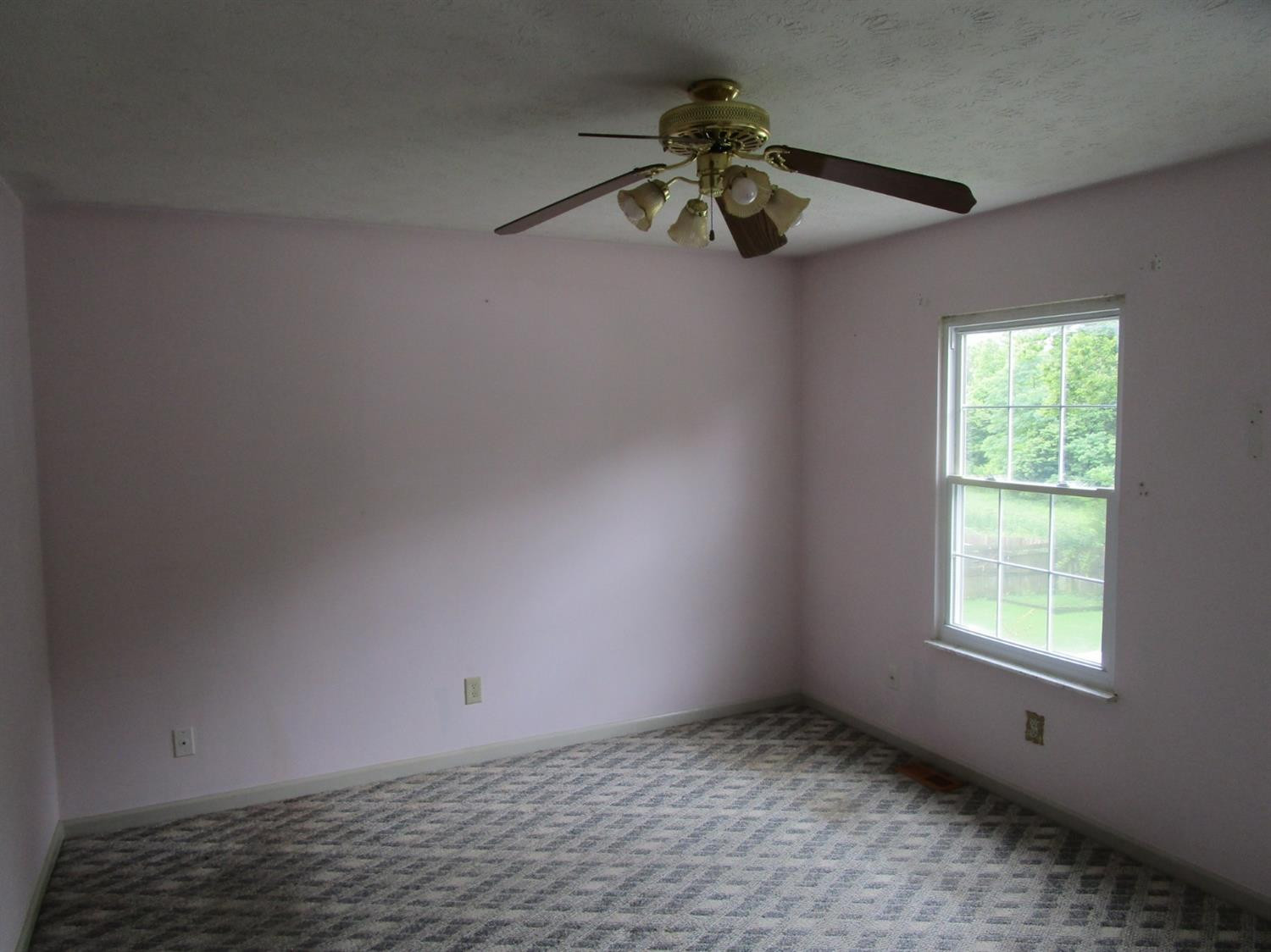 211 Locust Grove Road Winchester, KY 40391 - Photo 14 of 30 Photo 15