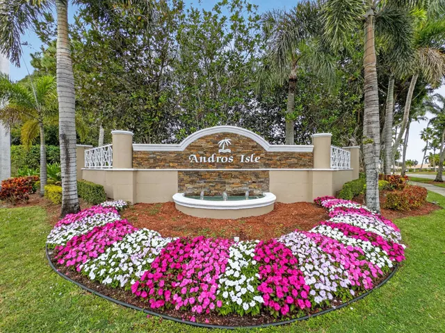 a view of a bird bath