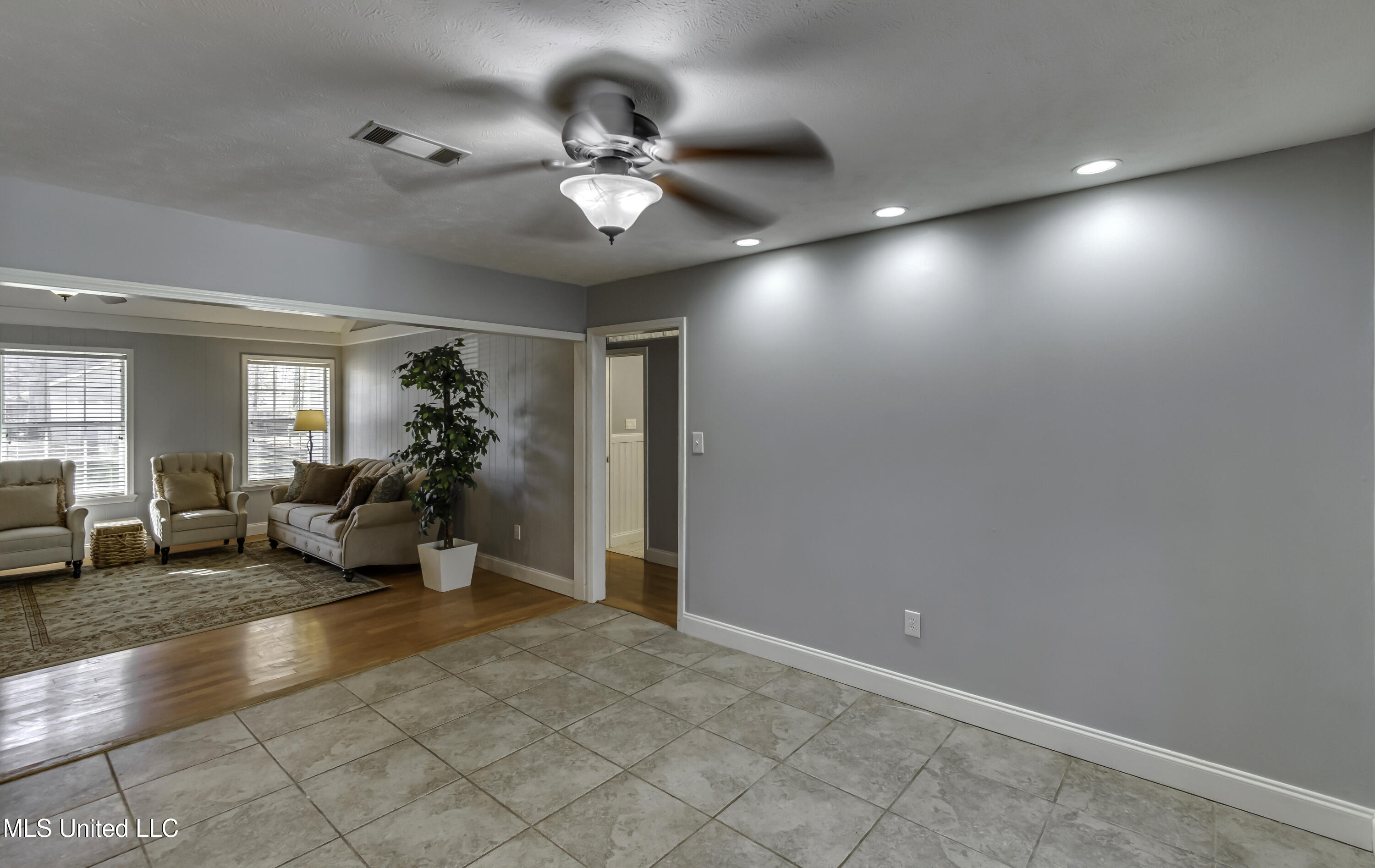 126 Plum Tree Road Brandon, MS 39047 - Photo 21 of 73 126 Plum Tree--30